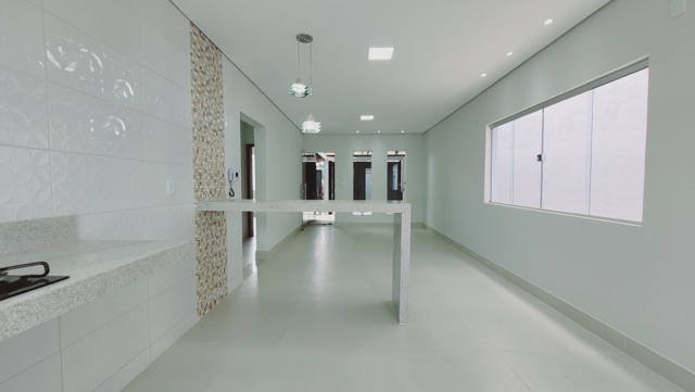 Casa com 200m² 3 quartos e 3 banheiros, à venda, no bairro Bairro Parque Olímpico em Governador Valadares