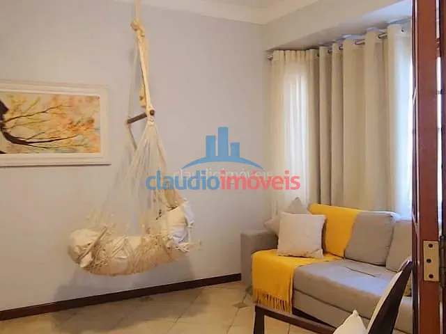 Casa 3 quartos e 1 banheiro, à venda, no bairro Ano Bom em Barra Mansa