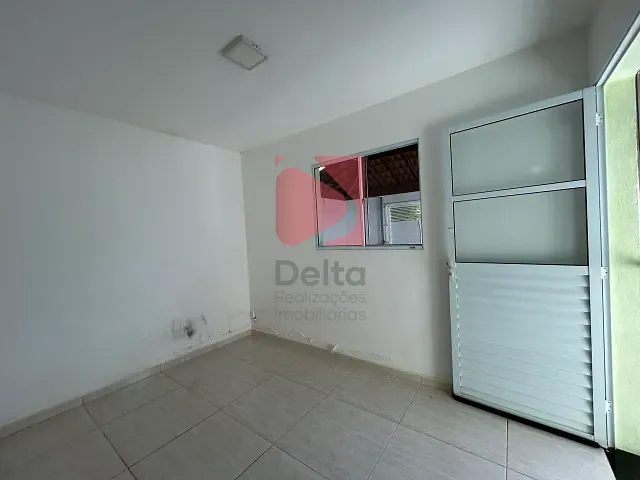 Casa 2 quartos e 1 banheiro, à venda, no bairro Parque Terras de Santa Maria em Pirassununga