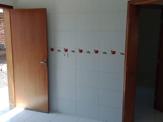 Casa com 450m² 3 quartos e 1 banheiro, à venda, no bairro Jardim Primavera em Jaguariaíva