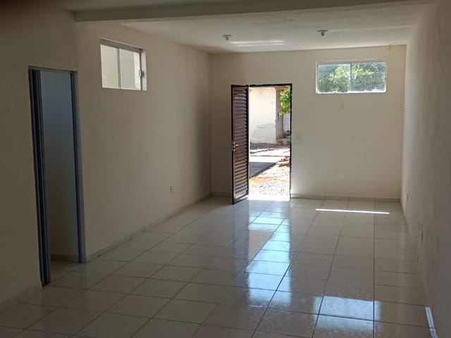 Casa com 450m² 3 quartos e 1 banheiro, à venda, no bairro Jardim Primavera em Jaguariaíva
