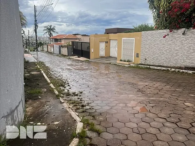 Casa com 600m² 2 quartos e 1 banheiro, à venda, no bairro Setor Habitacional Arniqueira em Brasília