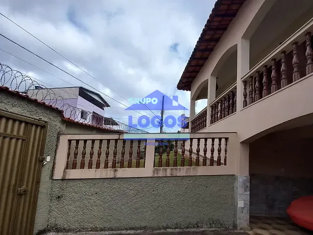 Casa com 542m² 5 quartos e 1 banheiro, à venda, no bairro República em João Monlevade
