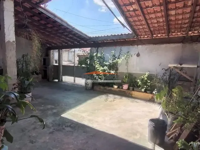 Casa 2 quartos e 3 banheiros, à venda, no bairro Parque São Bento em Sorocaba