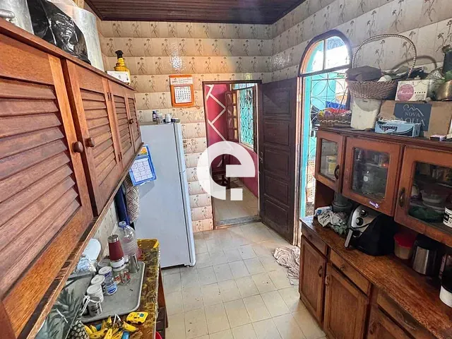 Casa com 300m², à venda, no bairro Laguinho em Santarém