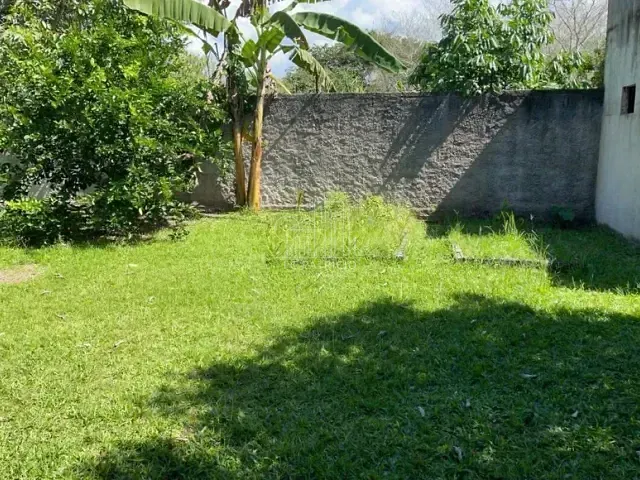 Casa com 1000m² 3 quartos e 2 banheiros, à venda, no bairro Cidade Jardim Guapimirim em Guapimirim