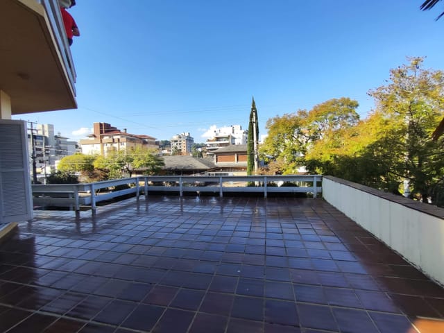 Casa com 411m² 4 quartos e 3 banheiros, à venda, no bairro Centro em Nova Prata
