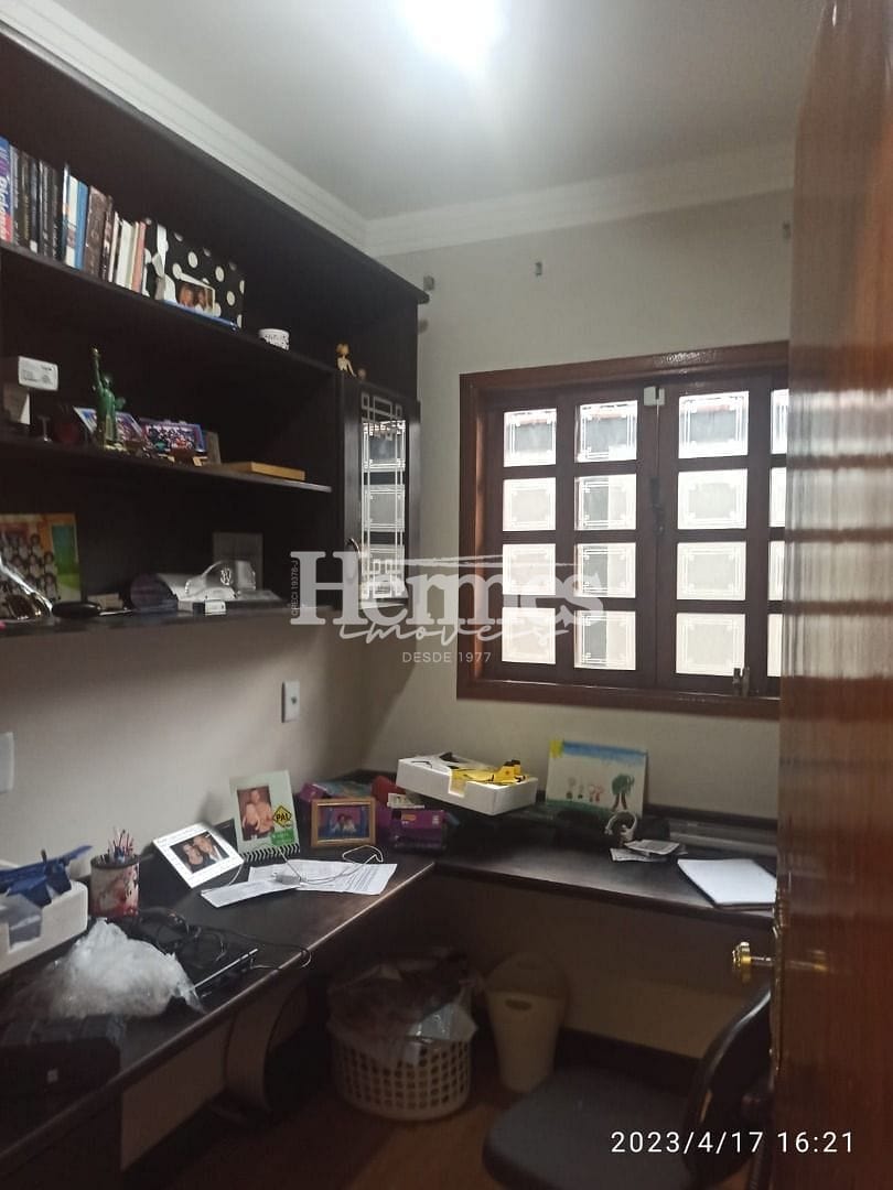 Casa, 3 quartos, 200 m² - Foto 17