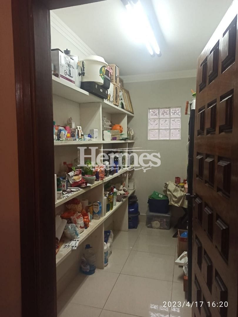 Casa, 3 quartos, 200 m² - Foto 21