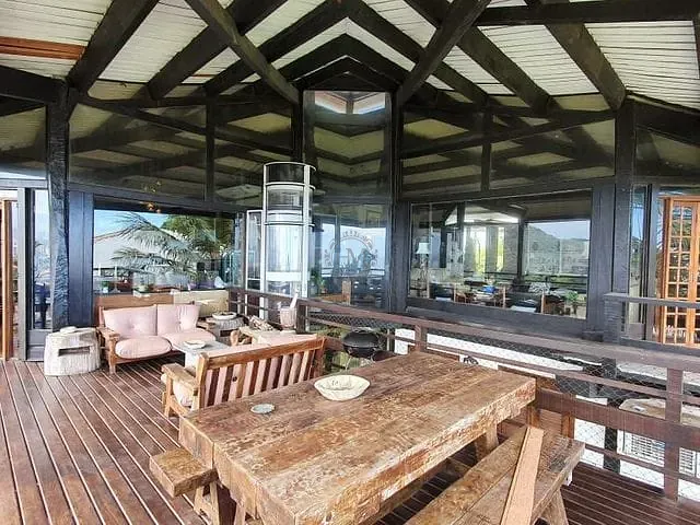 Casa com 2000m² 5 quartos e 4 banheiros, à venda, no bairro Joá em Rio de Janeiro