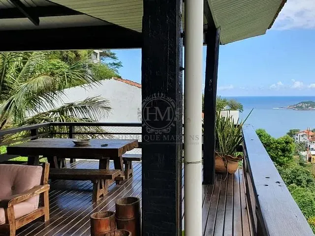 Casa com 2000m² 5 quartos e 4 banheiros, à venda, no bairro Joá em Rio de Janeiro