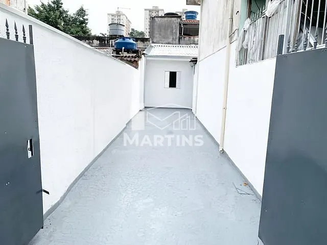 Casa 1 quarto e 1 banheiro, para alugar, no bairro Jardim Campo Limpo em São Paulo