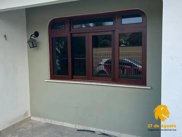 Casa com 77m² 3 quartos e 3 banheiros, à venda, no bairro Centro em Blumenau