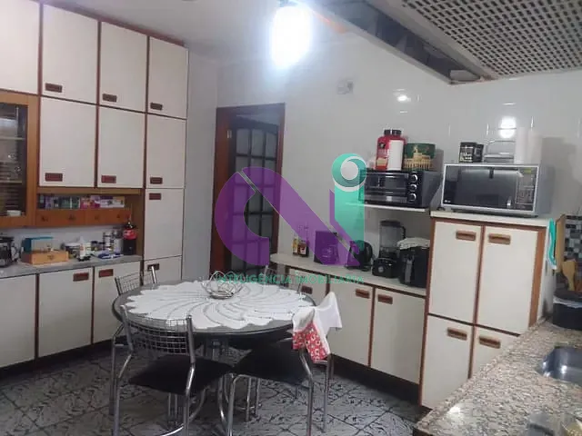 Casa com 125m² 3 quartos e 2 banheiros, à venda, no bairro Pestana em Osasco