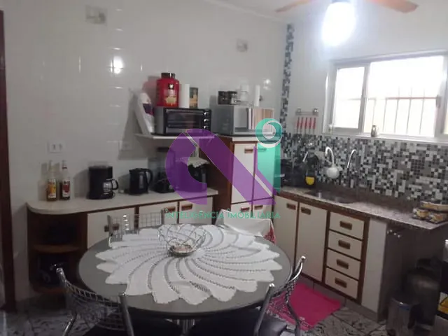 Casa com 125m² 3 quartos e 2 banheiros, à venda, no bairro Pestana em Osasco