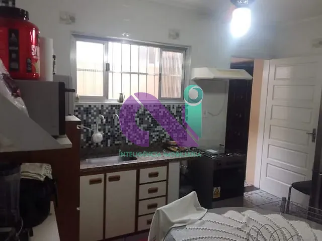 Casa com 125m² 3 quartos e 2 banheiros, à venda, no bairro Pestana em Osasco
