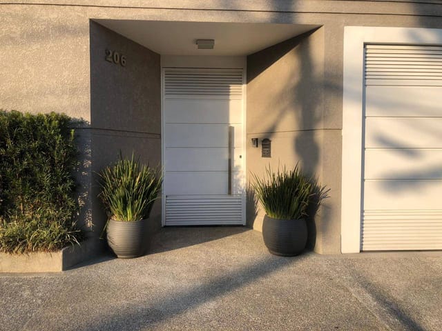 Casa 3 quartos e 3 banheiros, à venda, no bairro Jardim Santa Marta (Fazendinha) em Santana de Parnaíba