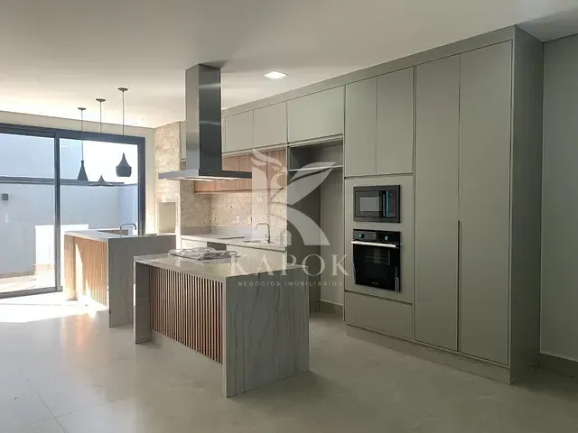 Casa com 330m² 3 quartos e 5 banheiros, à venda, no bairro Parque Brasil 500 em Paulínia