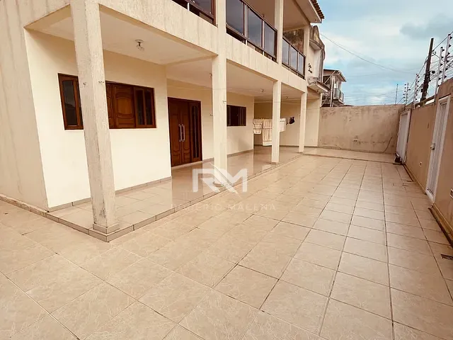 Casa com 272m² 4 quartos e 4 banheiros, à venda, no bairro Jardim Aeroporto em Bayeux