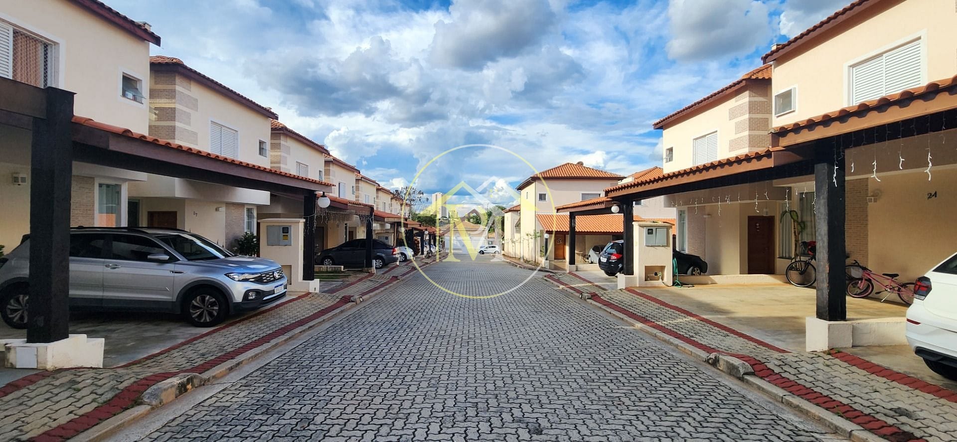 Casa à venda com 3 quartos, 120m² - Foto 26