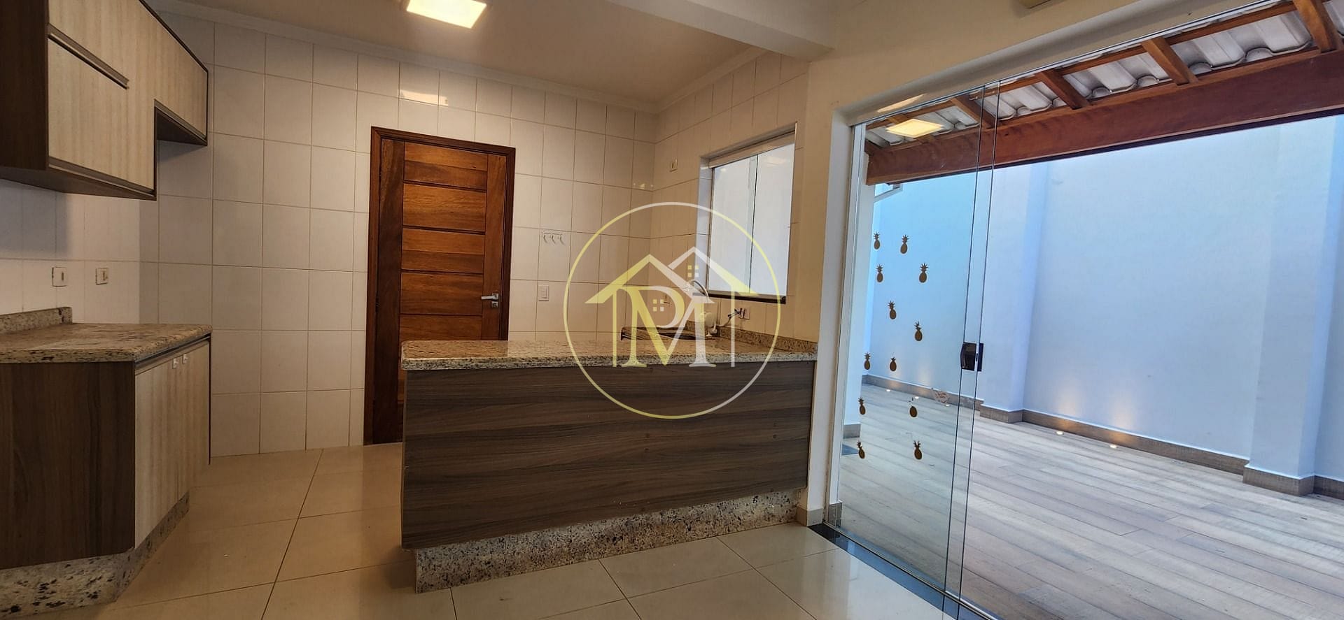 Casa à venda com 3 quartos, 120m² - Foto 7