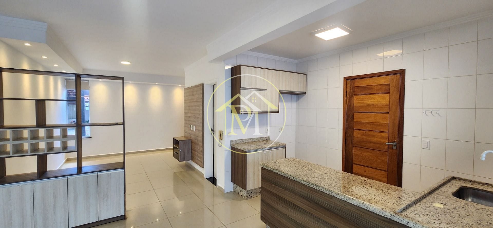 Casa à venda com 3 quartos, 120m² - Foto 4
