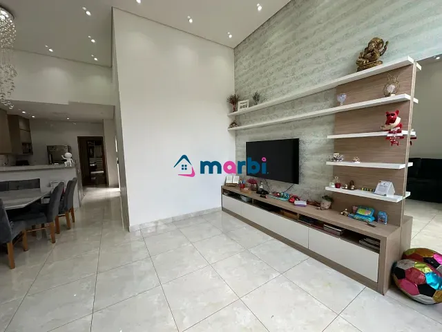 Casa com 150m² 3 quartos e 2 banheiros, à venda, no bairro Parque Universitário em Americana