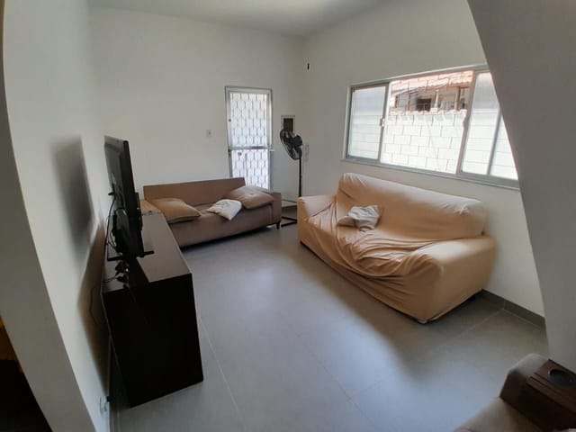 Casa com 199m² 3 quartos e 2 banheiros, à venda, no bairro Vila Valqueire em Rio de Janeiro