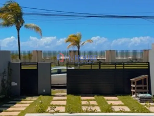 Casa com 240m² 4 quartos e 5 banheiros, à venda, no bairro Nossa Senhora da Vitória em Ilhéus