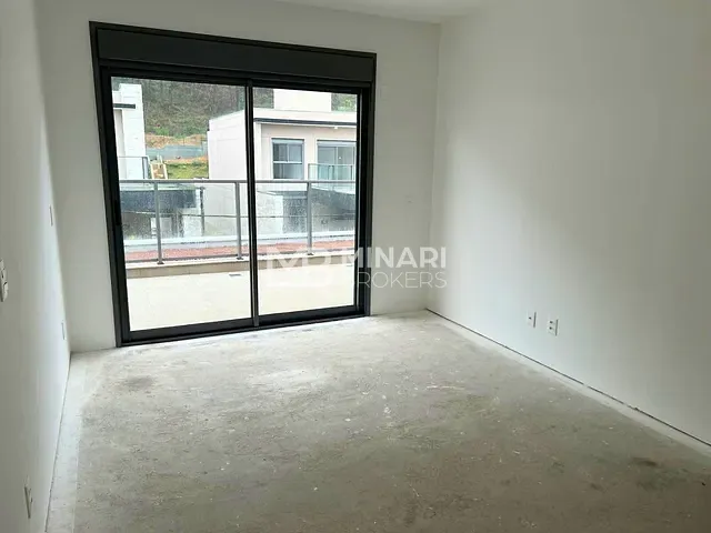 Casa com 329m² 3 quartos e 4 banheiros, à venda, no bairro Tamboré em Santana de Parnaíba