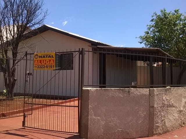 Foto do Casa - Casa com 2 dormitórios para alugar, 78 m² por R$ 970/mês - Lindóia - Londrina/PR | Imobiliária Natal LTDA