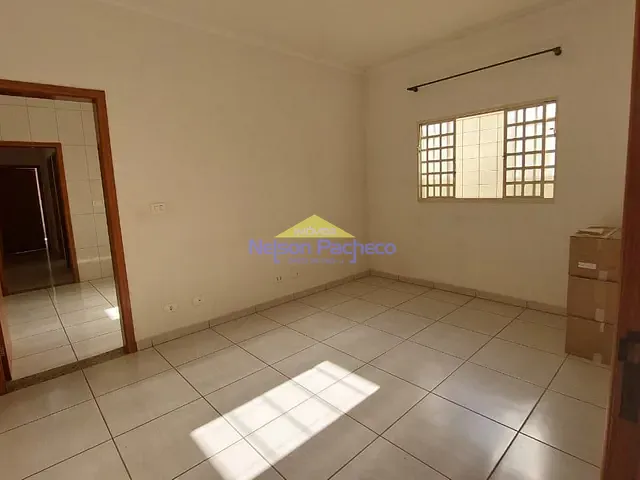 Casa com 133m² 2 quartos e 1 banheiro, à venda, no bairro Santa Terezinha em Capivari