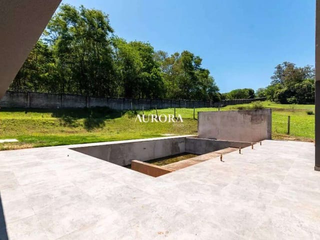 Casa com 1350m² 4 quartos e 6 banheiros, à venda, no bairro Loteamento Terras de Canaã em Cambé