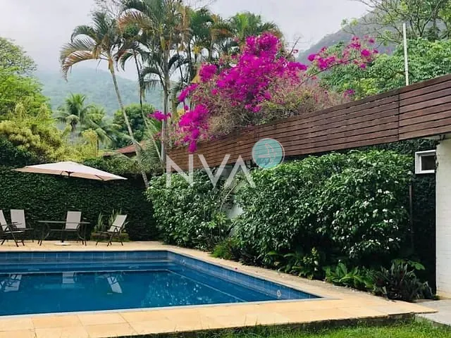 Casa com 1290m² 5 quartos e 4 banheiros, à venda ou para alugar, no bairro Itanhangá em Rio de Janeiro