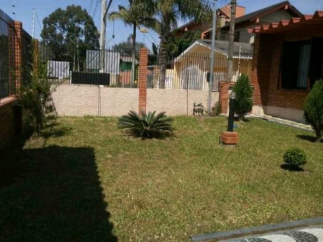 Casa com 300m² 3 quartos e 1 banheiro, à venda, no bairro Engenho em Guaíba