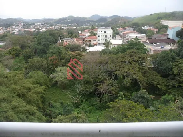 Casa 2 quartos e 1 banheiro, à venda, no bairro Centro em Rio Bonito