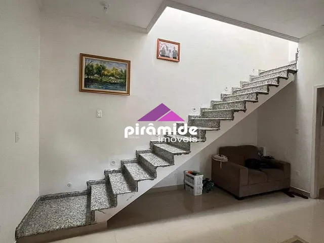 Casa com 250m² 2 quartos e 3 banheiros, à venda, no bairro Cidade Vista Verde em São José dos Campos