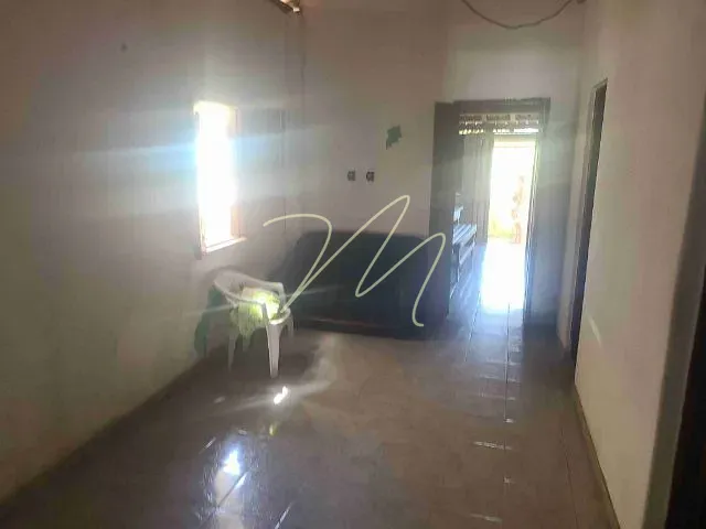 Casa 4 quartos e 2 banheiros, à venda, no bairro Olivença em Ilhéus