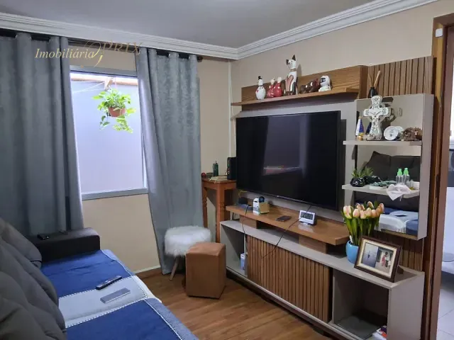 Casa com 126m² 2 quartos e 1 banheiro, à venda, no bairro Santa Cândida em Curitiba