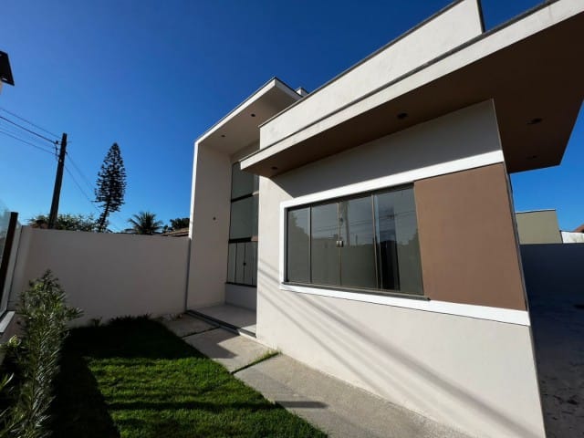 Casa com 118m² 3 quartos e 2 banheiros, à venda, no bairro Terra Firme em Rio das Ostras