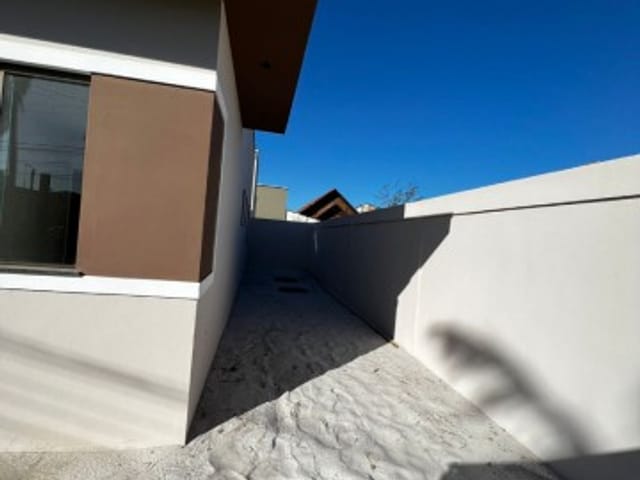 Casa com 118m² 3 quartos e 2 banheiros, à venda, no bairro Terra Firme em Rio das Ostras