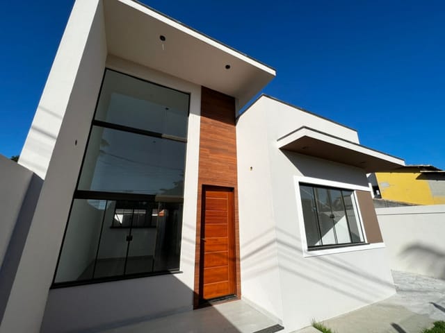 Casa com 118m² 3 quartos e 2 banheiros, à venda, no bairro Terra Firme em Rio das Ostras