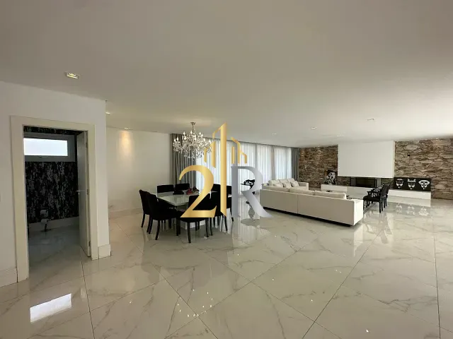Casa com 1390m² 4 quartos e 6 banheiros, à venda, no bairro Jardim Marajoara em São Paulo