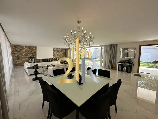 Casa com 1390m² 4 quartos e 6 banheiros, à venda, no bairro Jardim Marajoara em São Paulo