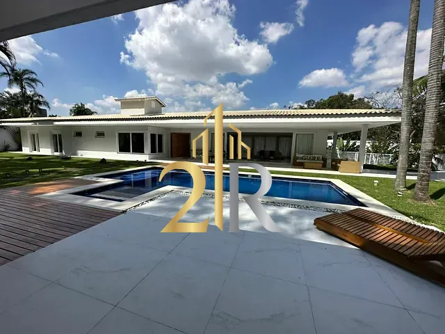 Casa com 1390m² 4 quartos e 6 banheiros, à venda, no bairro Jardim Marajoara em São Paulo