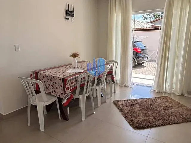 Casa 2 quartos e 1 banheiro, à venda, no bairro Lídia Duarte em Camboriú