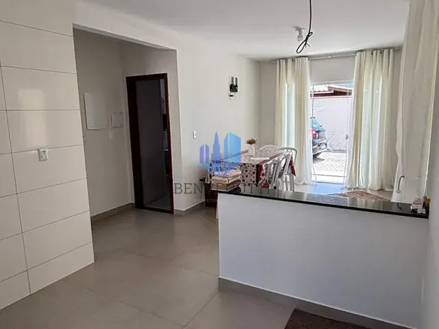 Casa 2 quartos e 1 banheiro, à venda, no bairro Lídia Duarte em Camboriú