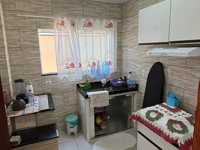 Casa 2 quartos e 1 banheiro, à venda, no bairro Lídia Duarte em Camboriú