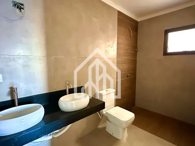 Casa 3 quartos e 3 banheiros, à venda, no bairro Chácaras Maringá em Atibaia