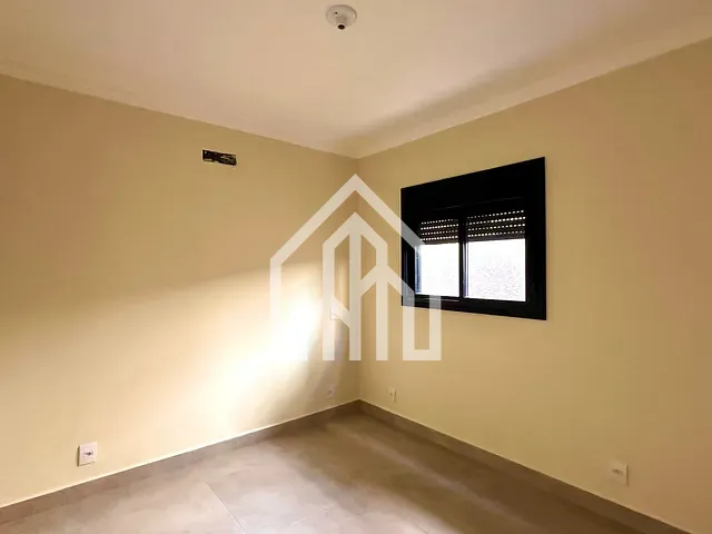 Casa 3 quartos e 3 banheiros, à venda, no bairro Chácaras Maringá em Atibaia